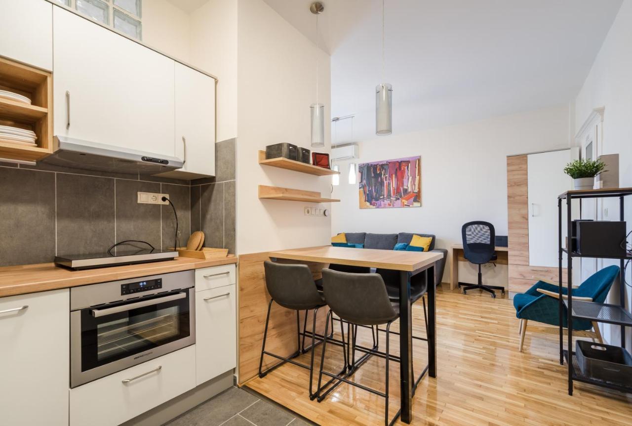 Bpr Blue Paradise Apartment With A/C — Fotók 2